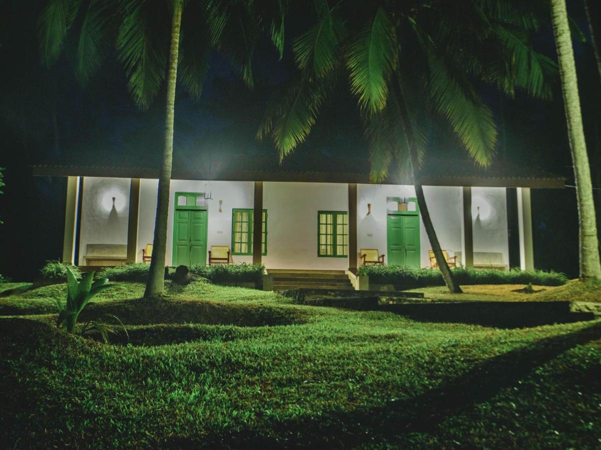 Thalpe Walawwa Heritage Villa Unawatuna Ngoại thất bức ảnh