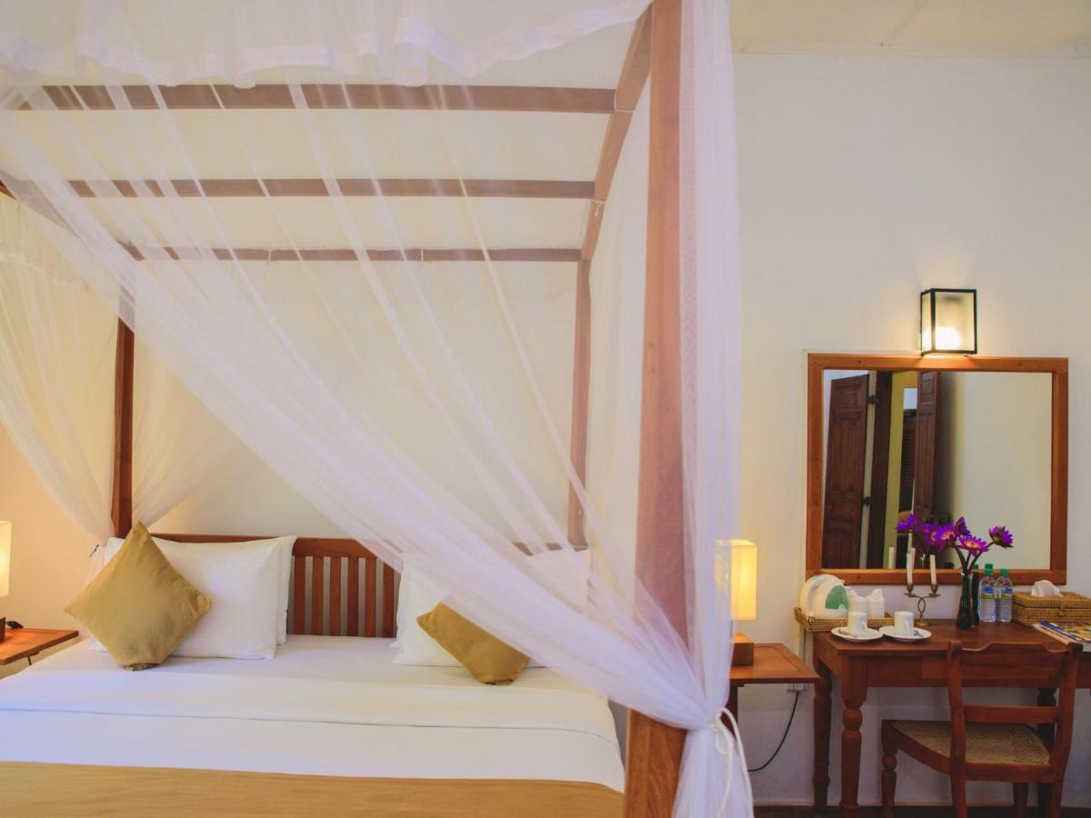 Thalpe Walawwa Heritage Villa Unawatuna Ngoại thất bức ảnh
