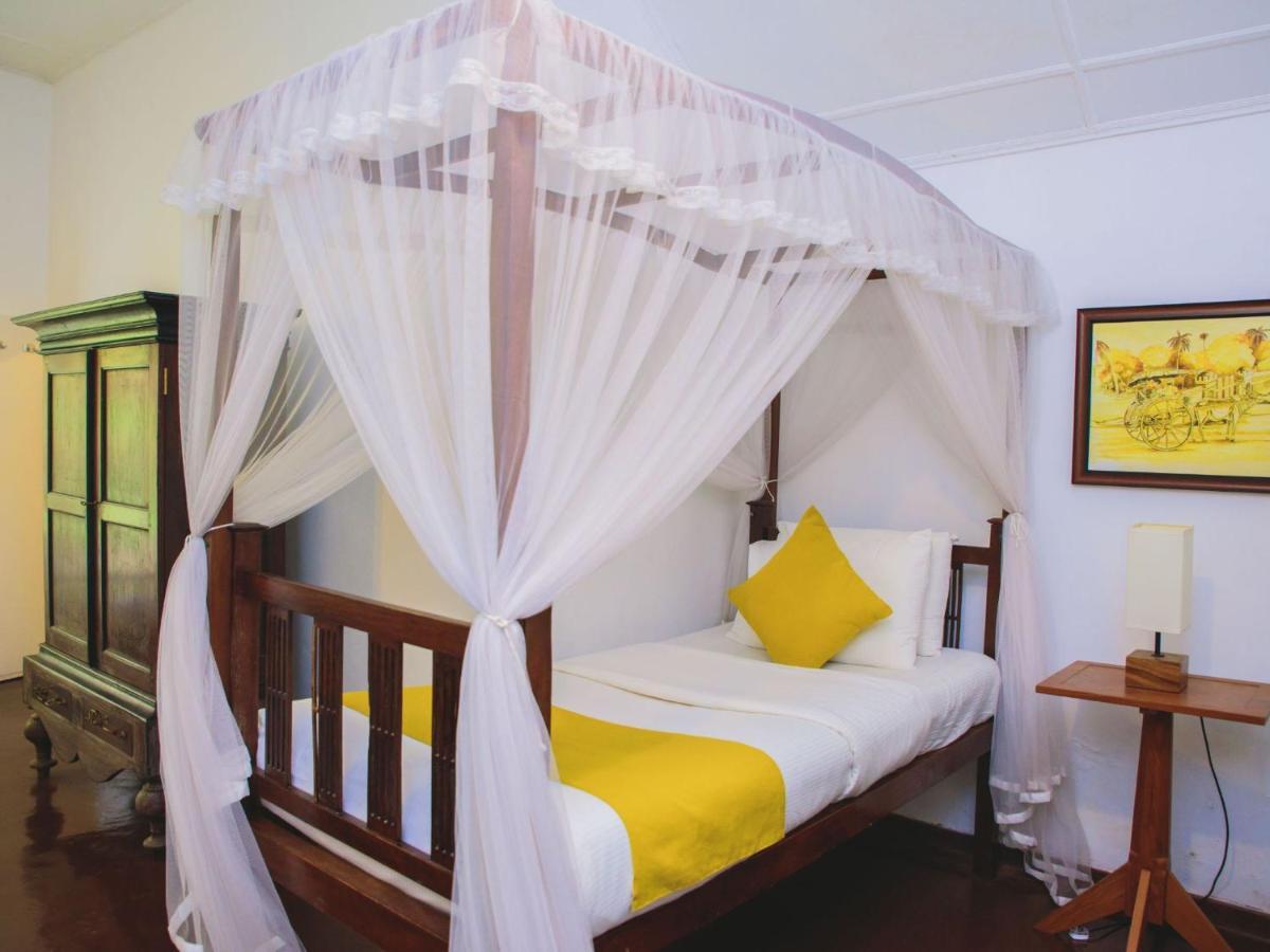 Thalpe Walawwa Heritage Villa Unawatuna Ngoại thất bức ảnh