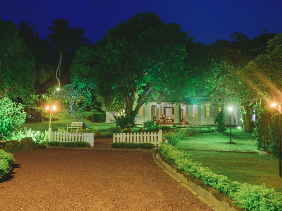 Thalpe Walawwa Heritage Villa Unawatuna Ngoại thất bức ảnh