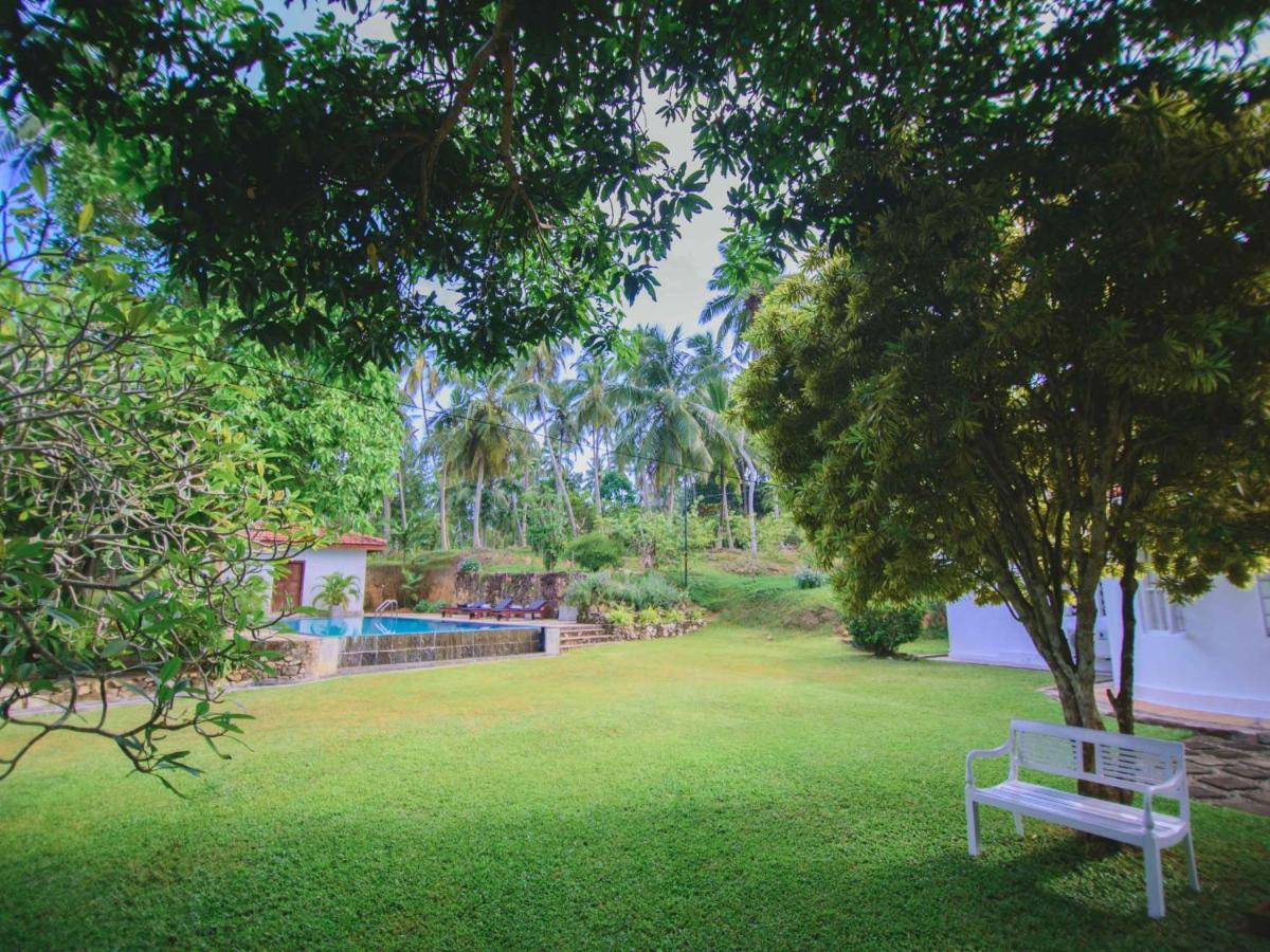 Thalpe Walawwa Heritage Villa Unawatuna Ngoại thất bức ảnh