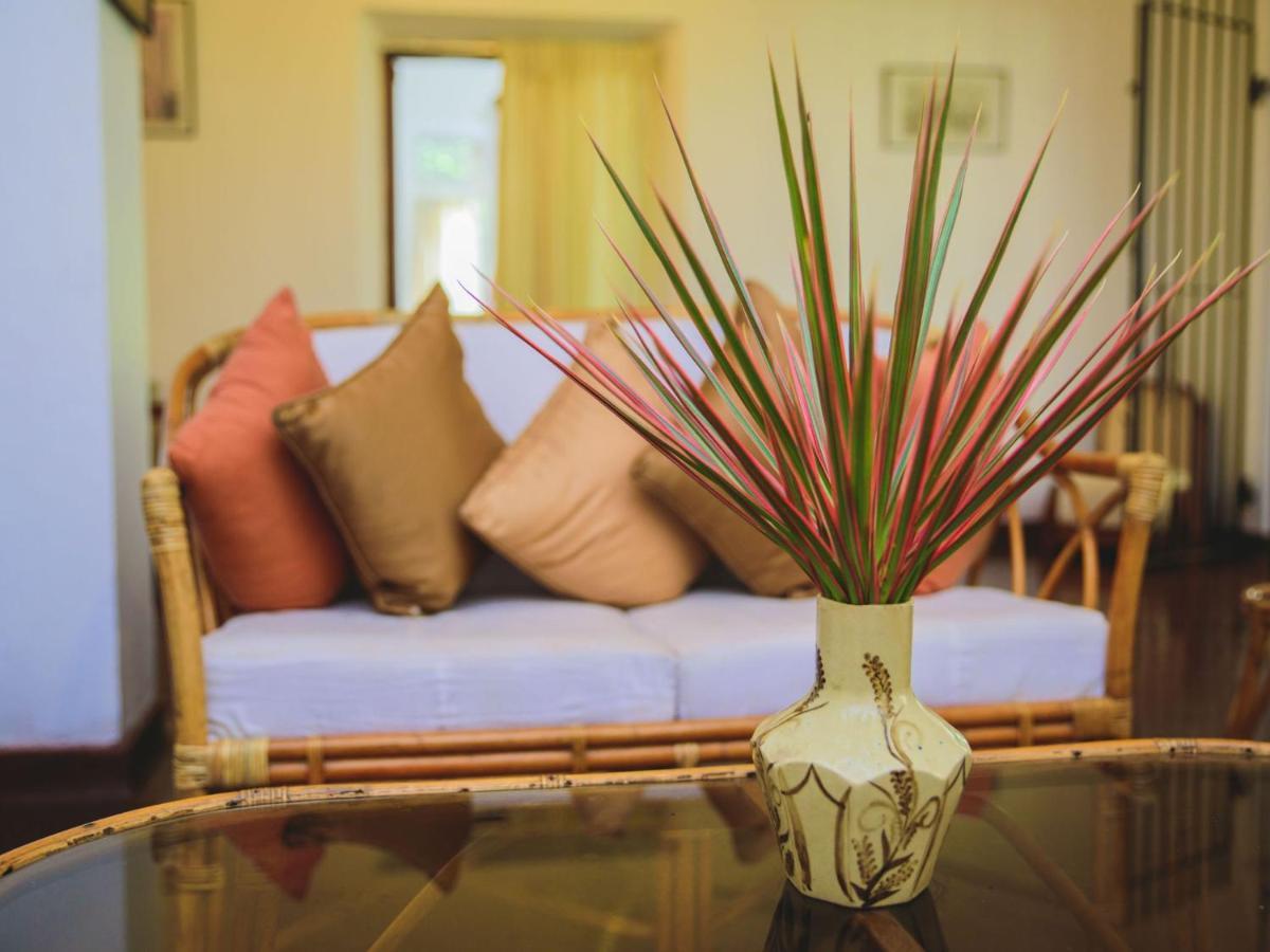 Thalpe Walawwa Heritage Villa Unawatuna Ngoại thất bức ảnh