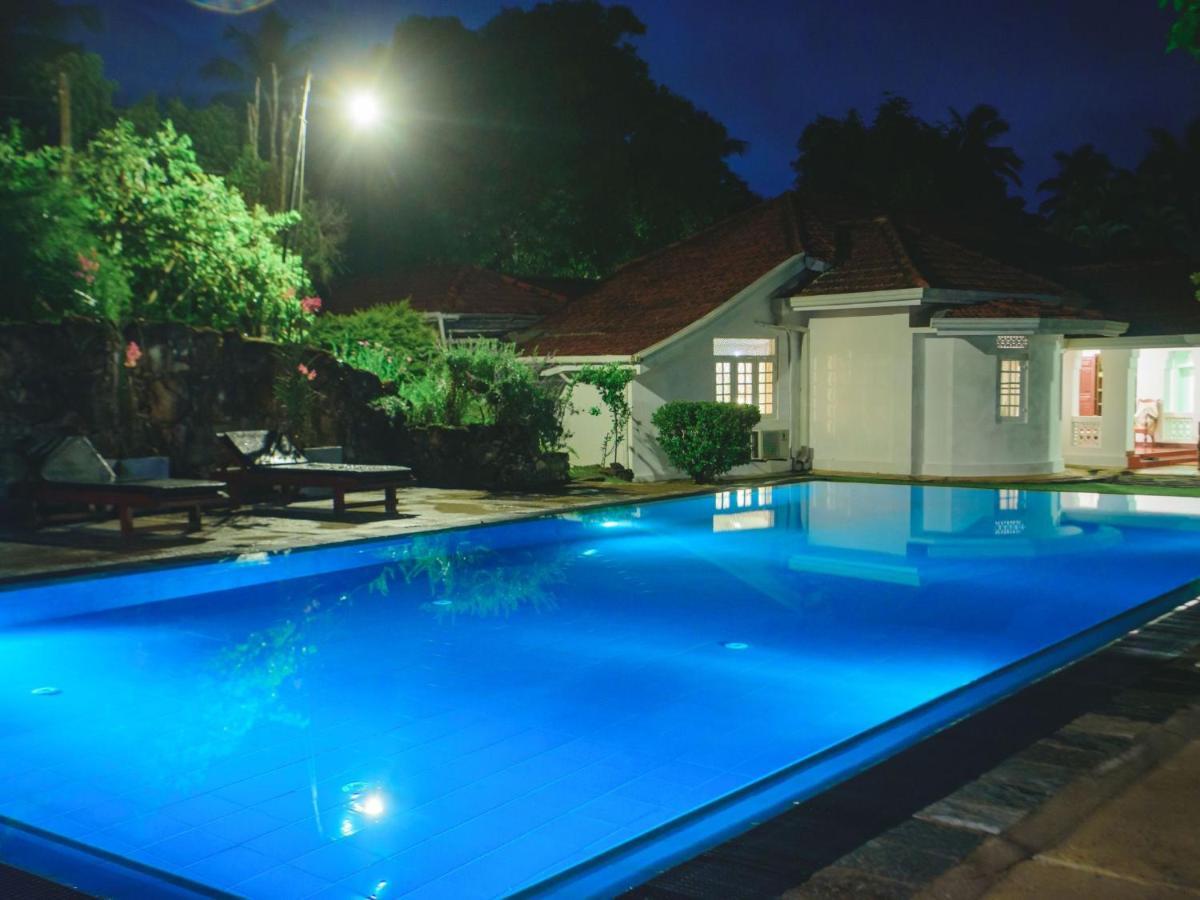 Thalpe Walawwa Heritage Villa Unawatuna Ngoại thất bức ảnh
