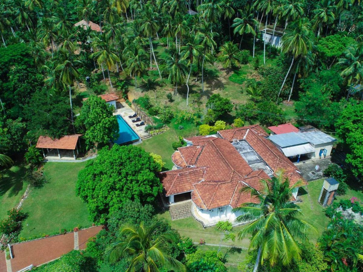 Thalpe Walawwa Heritage Villa Unawatuna Ngoại thất bức ảnh