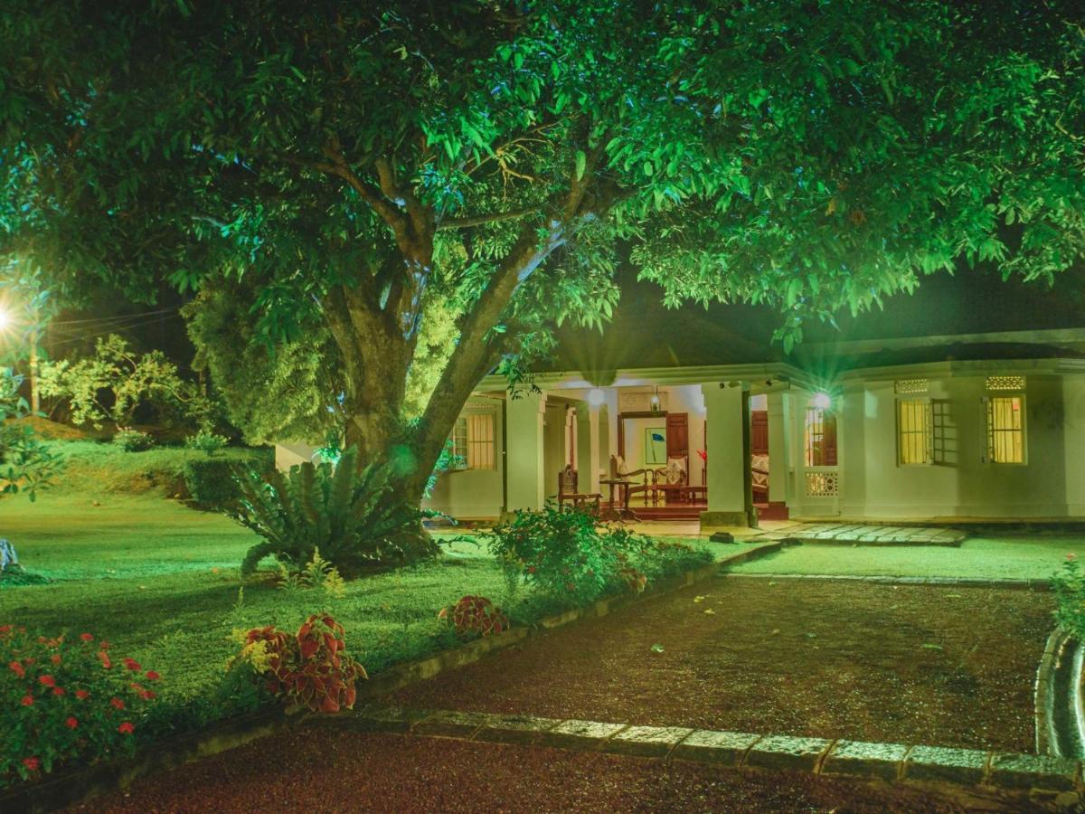 Thalpe Walawwa Heritage Villa Unawatuna Ngoại thất bức ảnh